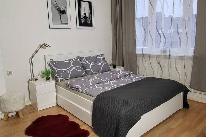 Ferienwohnung für 2 Personen, mit Balkon in Duisburg