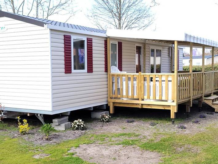 Mobil home pour 4 personnes, avec bassin pour enfant à Gastes - 2