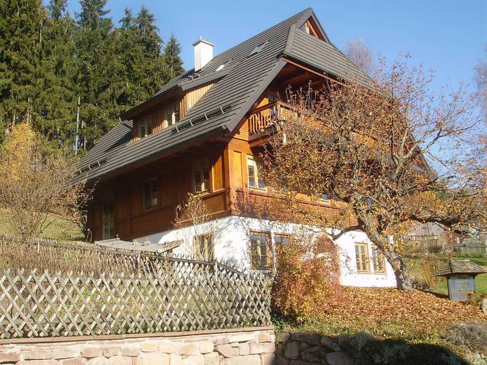 Appartement entier, Chambre « Double confortable » avec terrasse privée et Wi-Fi in Burgberg (Königsfeld), Königsfeld im Schwarzwald