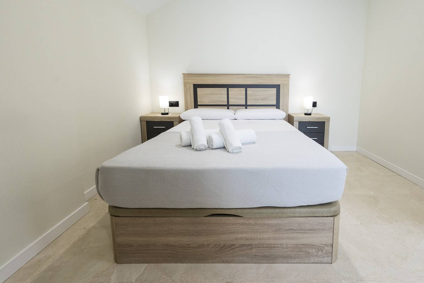 Estudio entero, Estudio para 4 personas in La Malvarrosa, Valencia