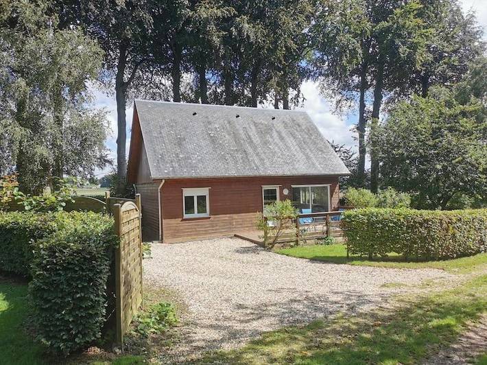 Location de vacances pour 4 personnes, avec vue ainsi que terrasse et jardin à Gerville - 3