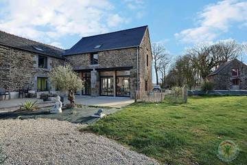 Chambre d’hôte pour 2 personnes, avec jacuzzi ainsi que jardin et sauna à Baguer-Morvan