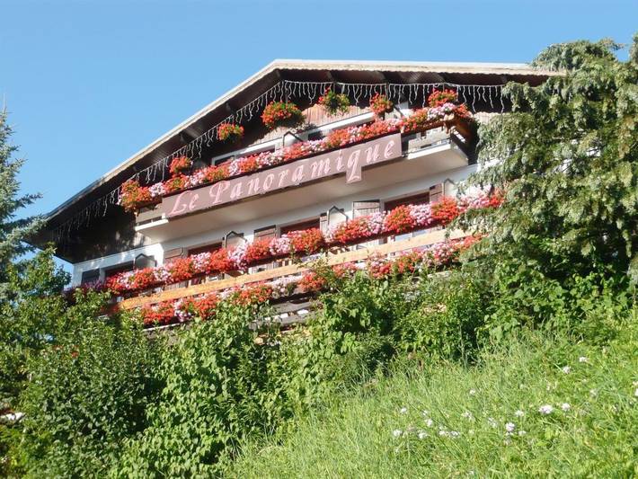 Hôtel pour 2 personnes, avec jardin ainsi que vue et terrasse à Mizoën - 2