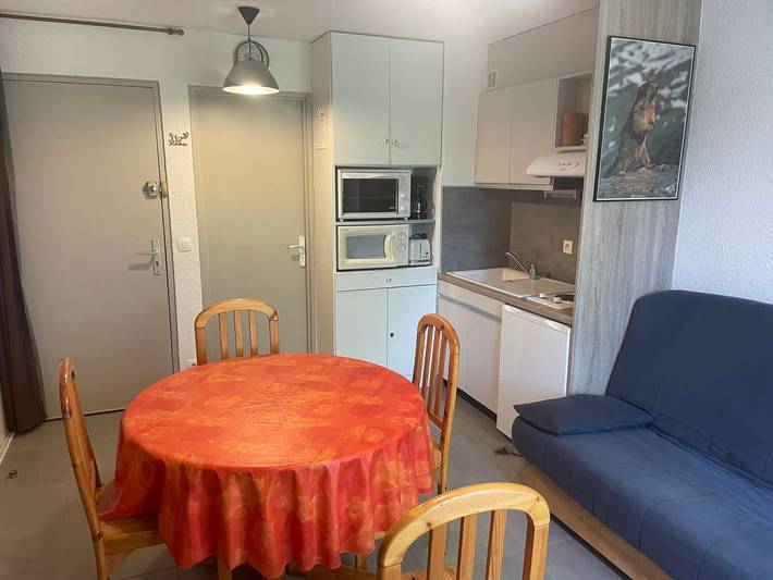 Ganzes Studio, Studio im 6. Stock mit Balkon, 19m², 2-3 Personen, nahe Pisten und Geschäften, Orcières-Merlette in Orcières, Nationalpark Écrins