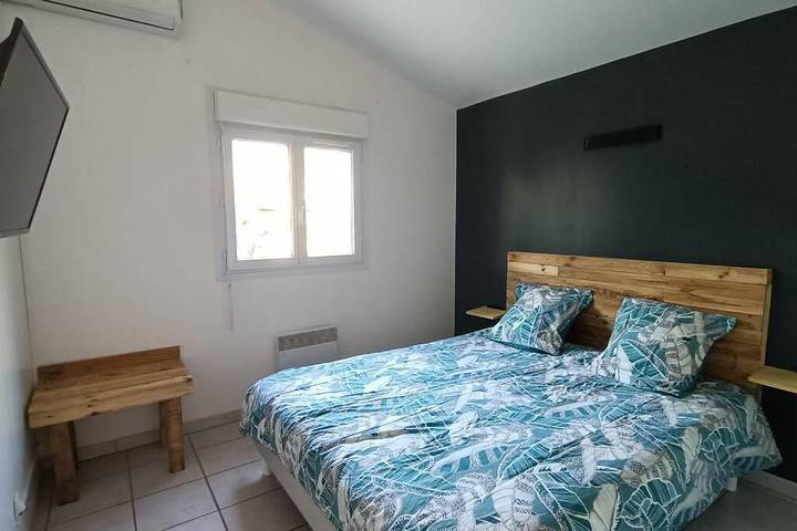 Location de vacances pour 2 personnes, avec jacuzzi et jardin à Gigean - 3