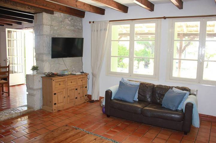 Gîte pour 12 personnes, avec jardin et terrasse à Saint-Jean-de-Duras - 3