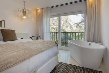 Villa in Santa Eulària des Riu, East Ibiza für 10 