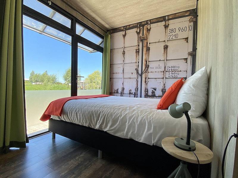 Vakantiefriesland — Einzigartiges Ferienhaus Warns mit eigener Terrasse in Ijsselmeer