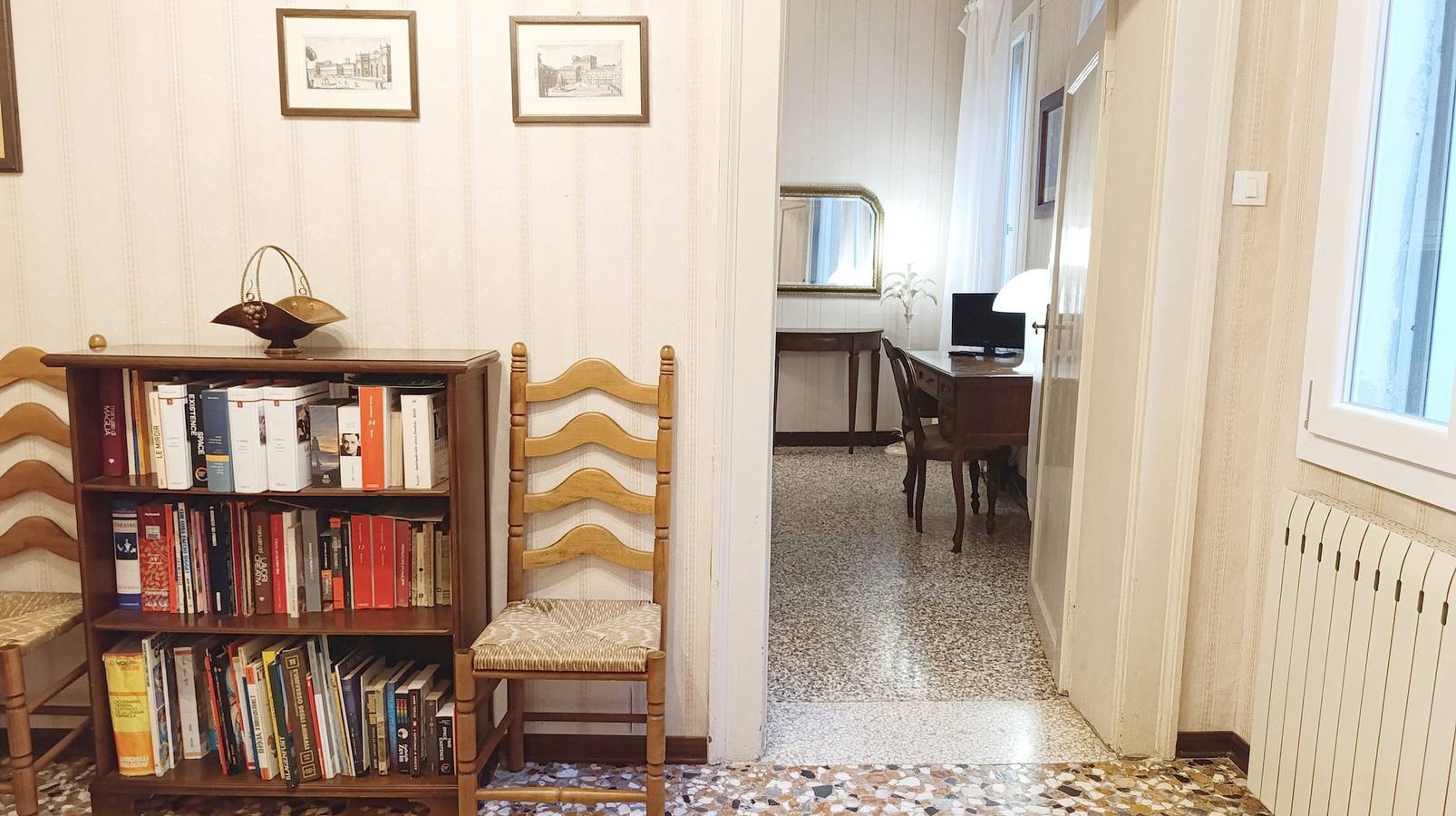 Appartamento intero, Apartment near Biennale Theatre by Ca-Sa Check in Montichiari, Provincia di Brescia
