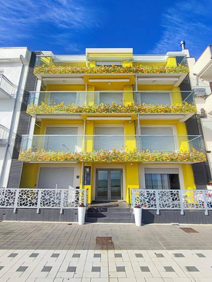 Apartmenthotel für 2 Personen, mit Balkon - 1