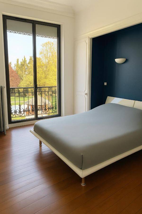 Location de vacances pour 12 personnes, avec jacuzzi ainsi que piscine et jardin à Vitry-le-François - 4