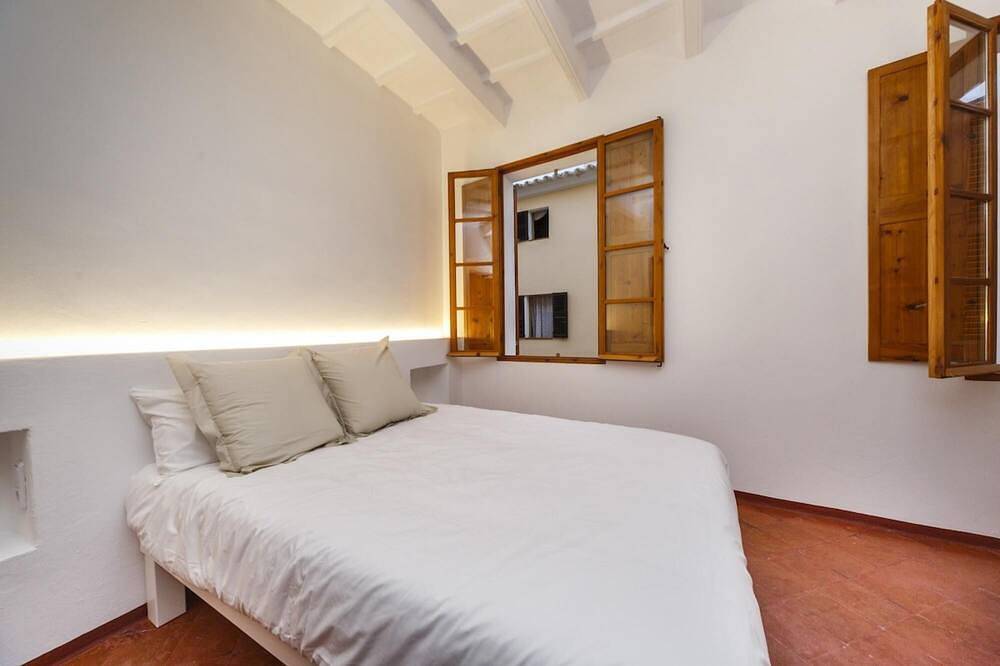 Casa Sant Isidre 50 in Ciutadella de Menorca in Ciudadela, Menorca