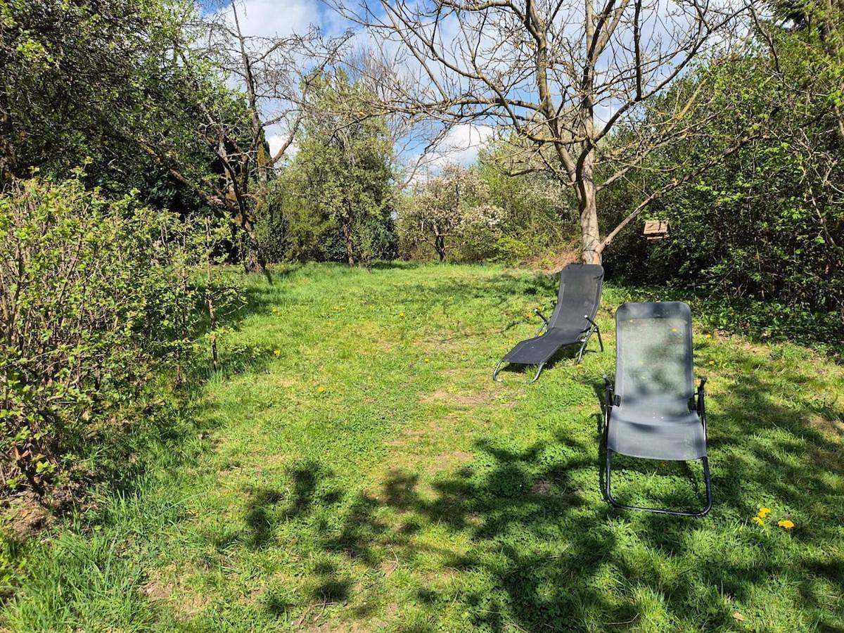 Naturnah in schönem Haus mit Garten und 10 Betten in Windeck, Windecker-Ländchen