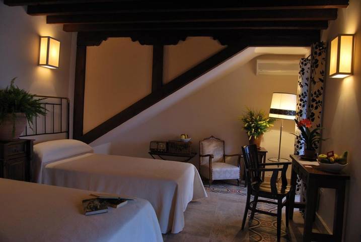 Hotel para 2 personas, con jardín además de terraza y piscina en Provincia de Ciudad Real - 2