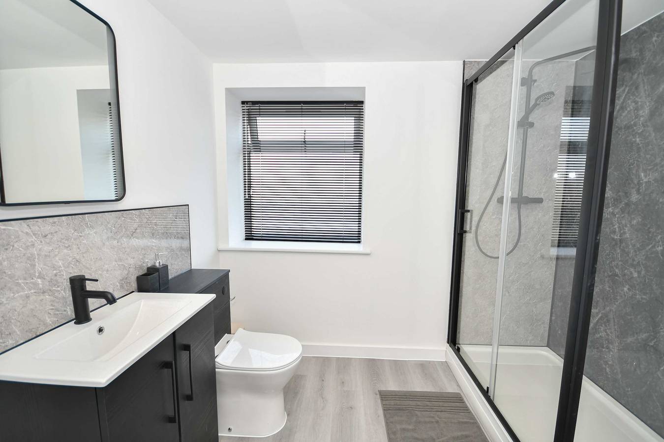 Entire apartment, Bright & Spacious 1 Bed Apartment in Centrall Hull in Kingston upon Hull, Yorkshire