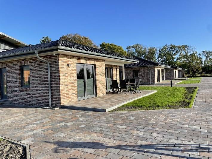 Bungalow für 5 Personen, mit Terrasse und Sauna sowie Garten und Pool auf Fehmarn