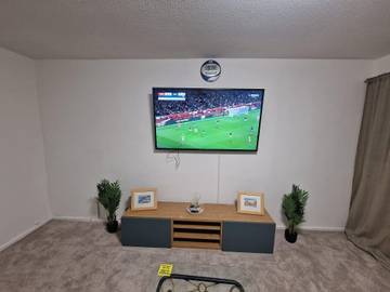 Holiday Rental for 6 People in Milton Keynes, South East England, Photo 4