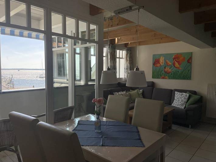 Apartamento de vacaciones para 4 personas, con vistas al mar y balcón - 1