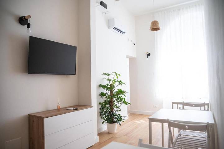 BnB für 2 Personen, mit Ausblick in Livorno