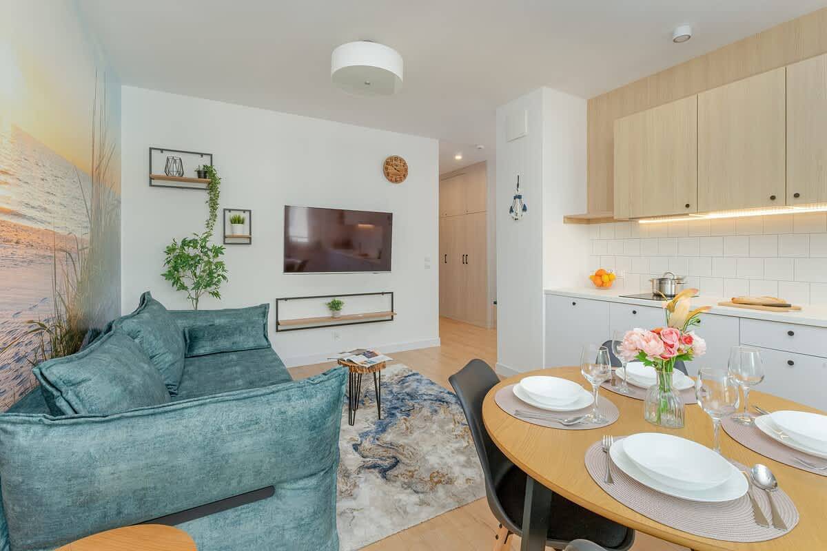 Ganze Wohnung, Stylish Apartment with Balcony | Parking | Close to the Beach in Puck, Polnische Ostsee