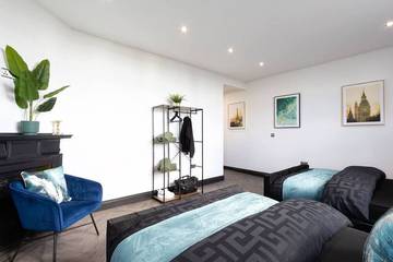 Glamping for 9 People in Brighton, Sussex, Photo 2