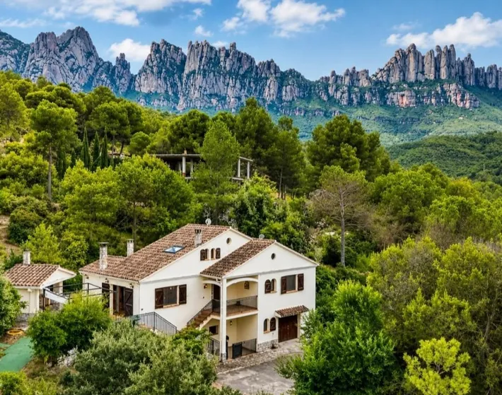 Holiday home for 9 people, with garden and view as well as pool, with pets - 1