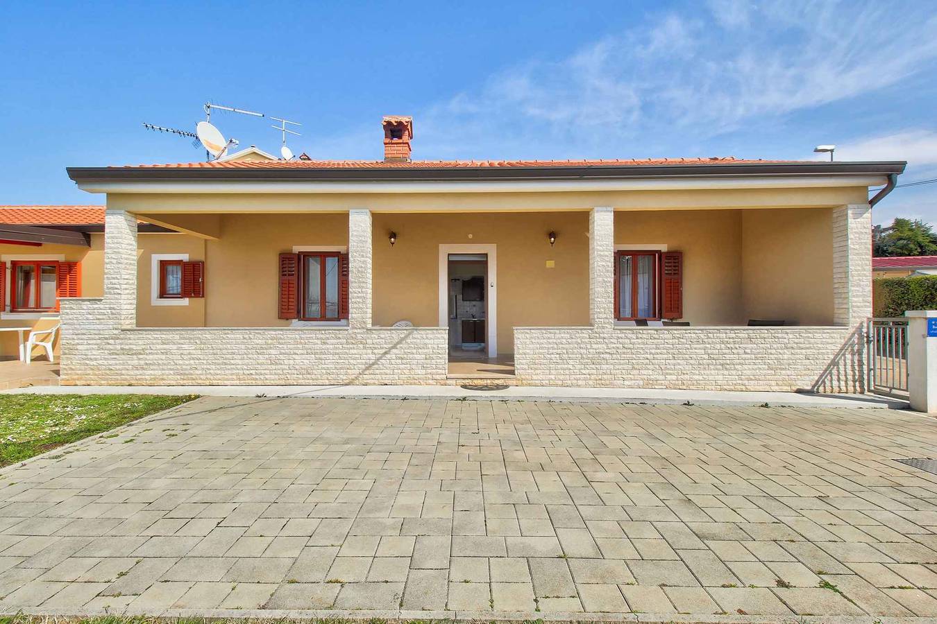 Ganze Ferienwohnung, Ferienwohnung mit Klimaanlage und Internet  in Zambratija, Umag und Umgebung