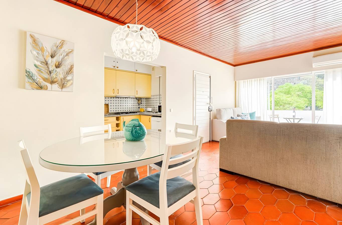 Apartamento entero, Apartamento 'Village Elvas' con balcón, Wi-Fi y aire acondicionado in Vilamoura, Quarteira