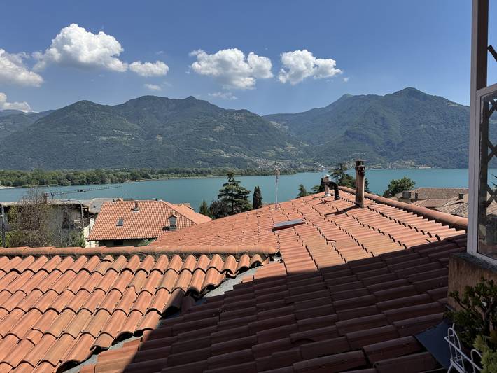 Gîte pour 6 personnes, avec terrasse, animaux acceptés à Lovere - 4