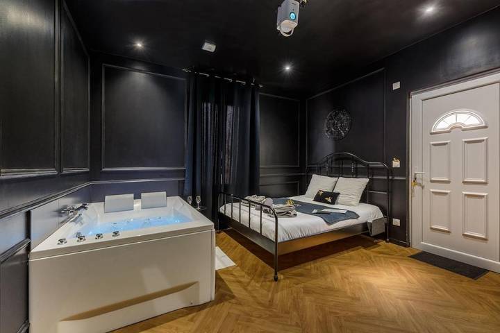 Gîte pour 2 personnes, avec Jacuzzi à Le Petit-Quevilly