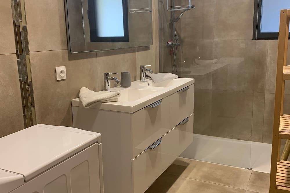 Ganze Wohnung, Jolie Dépendance Avec sa Très Belle vue mer in Pietrosella, Ajaccio und Umgebung