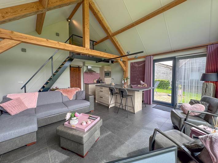 Romantische Villa voller Luxus und Komfort in Alphen, Nordbrabant