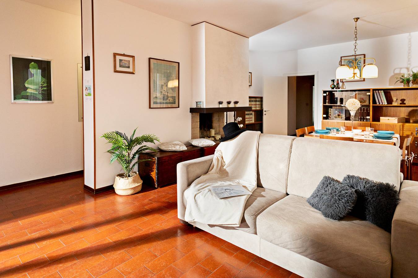 Regarda - Villa Valesana In Lazise, 3 Schlafzimmer, 2 Bäder in Lazise, Gardasee-Berge