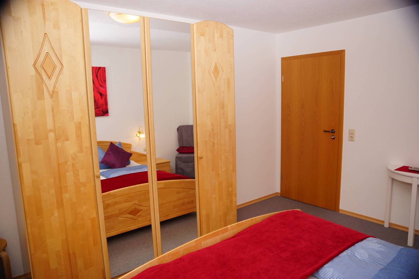 Ganze Ferienwohnung, Ferienwohnungen Seeberger - 2-Zimmer Ferienwohnung 2, 55 qm in Friedrichshafen, Region Bodensee-Oberschwaben