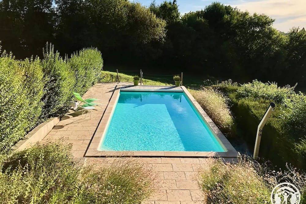 Gîte de France 14 personnes in Uzerche, Région de Tulle