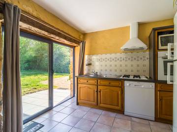 Maison De Vacances pour 6 Personnes dans Salles-de-Belvès, Périgord Noir, Photo 4
