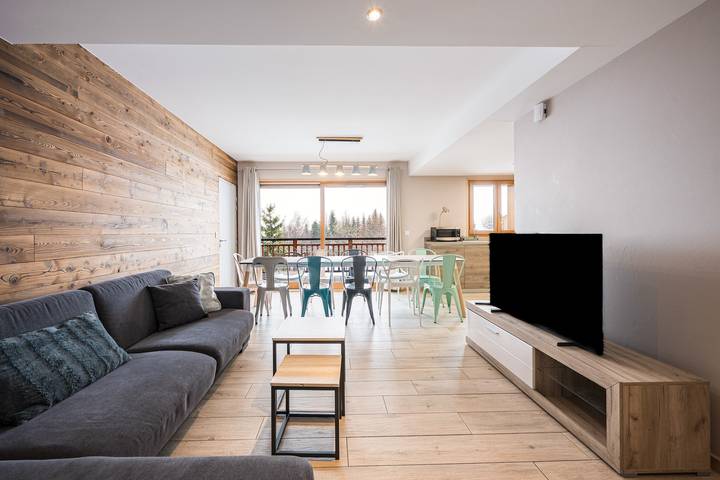 Maison pour 12 personnes, avec jacuzzi et balcon à Fontcouverte-la-Toussuire