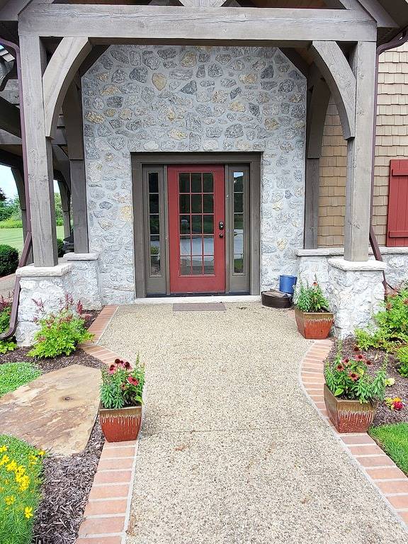 Ganze Wohnung, Separate guest studio apartment 2.5 miles from downtown Chagrin Falls in Geauga County