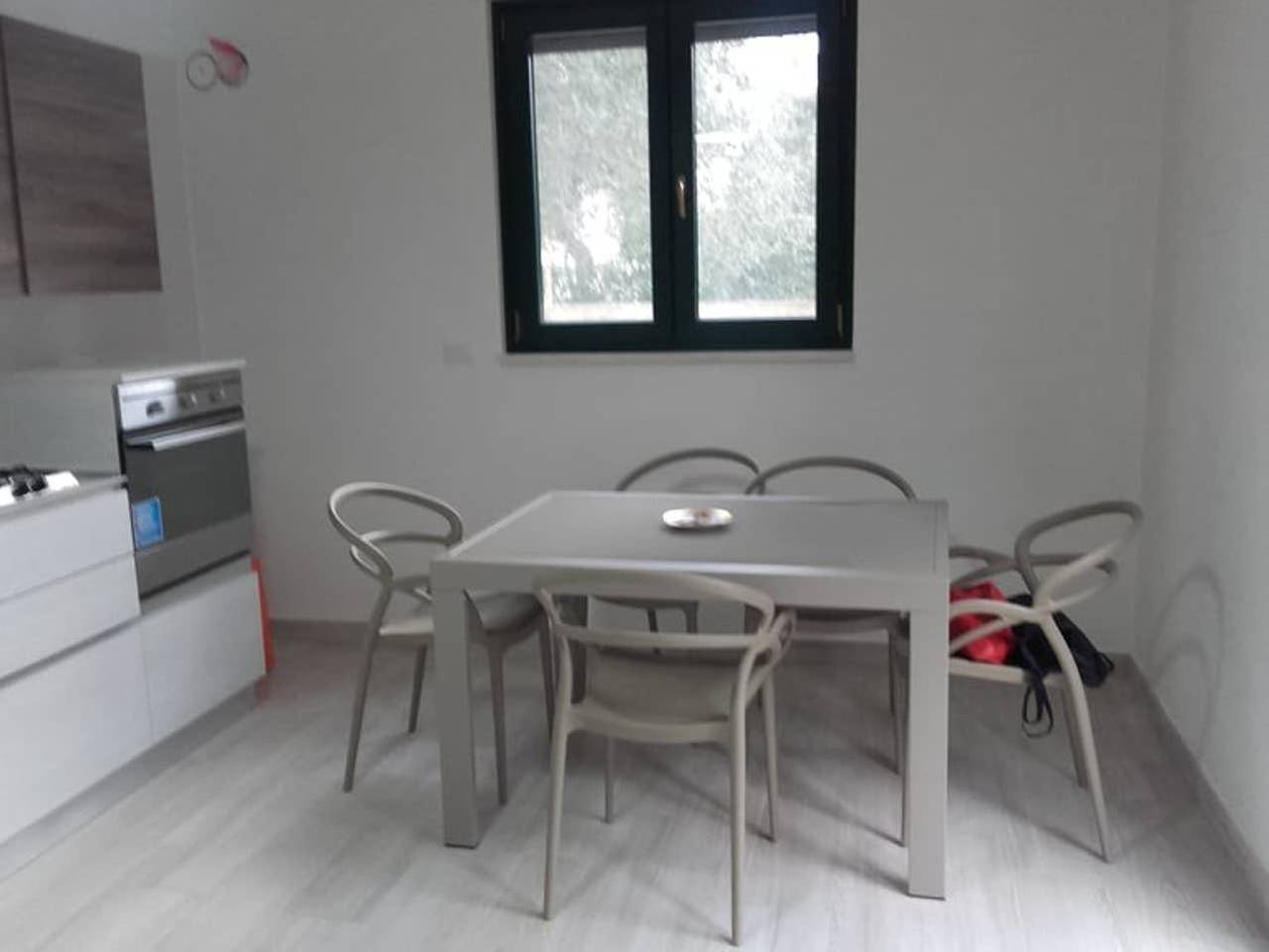 Appartement entier, Appartement chaleureux à Carovigno, 40 m² avec jardin in Carovigno, Salento