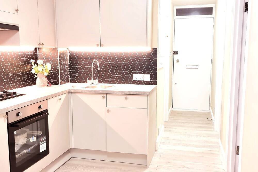 Vacation Apartment for 5 Guests in Wandsworth, London