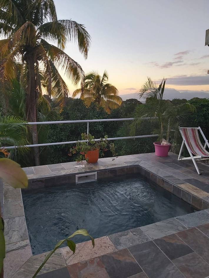 Appartement de vacances pour 4 personnes, avec jardin