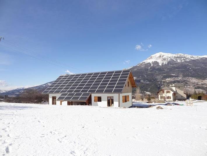 Gîte pour 8 personnes, avec jardin ainsi que jacuzzi et terrasse, animaux acceptés à Crots - 2