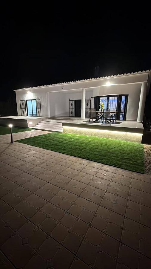 Casa rural para 7 personas, con Terraza y Jardín además de Piscina y Vistas en Catral - 3