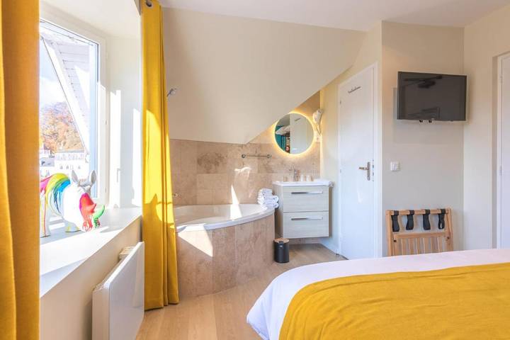 Hôtel pour 2 personnes, avec vue et vue sur le lac dans Château de Pierrefonds - 3