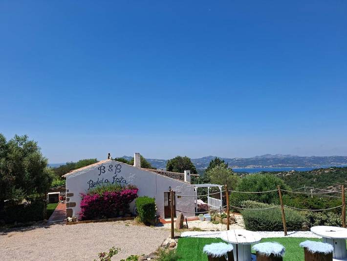 Chambre d’hôte pour 4 personnes, avec jardin et vue à Arzachena - 3
