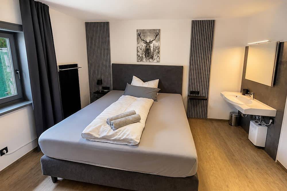 Großzügiges Ferienhaus mit Charme und Garten in Stuhlfelden, Pinzgau