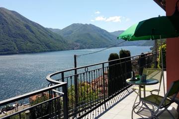 Gîte pour 3 personnes, avec jardin ainsi que balcon et vue sur le lac à Argegno