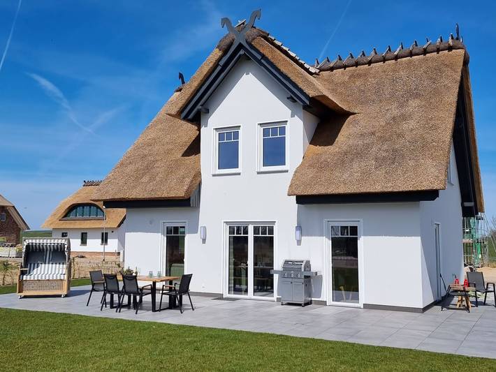 Ferienhaus für 6 Personen, mit Terrasse und Garten sowie Sauna und Seeblick in Poseritz