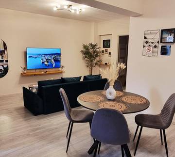 Location de vacances pour 4 personnes, avec jardin dans Stavros