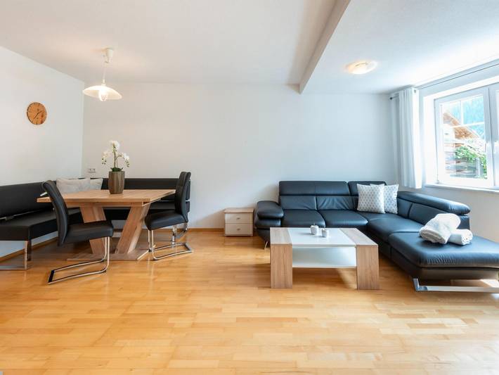 Ganze Wohnung, Wohnung in Strengen nahe Skibus in Lechtaler Alpen, Strengen